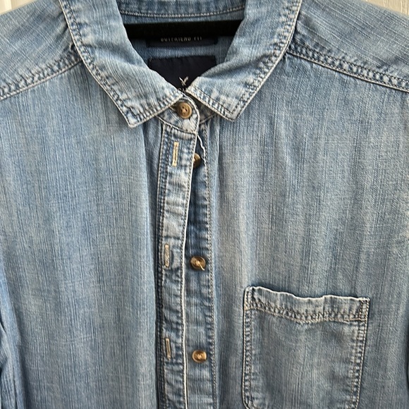 Jean looking button down - boyfriend fit - Picture 4 of 4